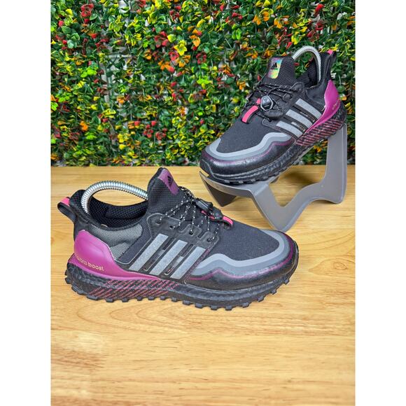 Adidas Ultraboost Cold Ready DNA Running‎ Shoes Water Repellent Black Womens 5 - Picture 1 of 10